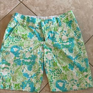 Lilly Pulitzer Floral Women's Shorts in Green and Blue